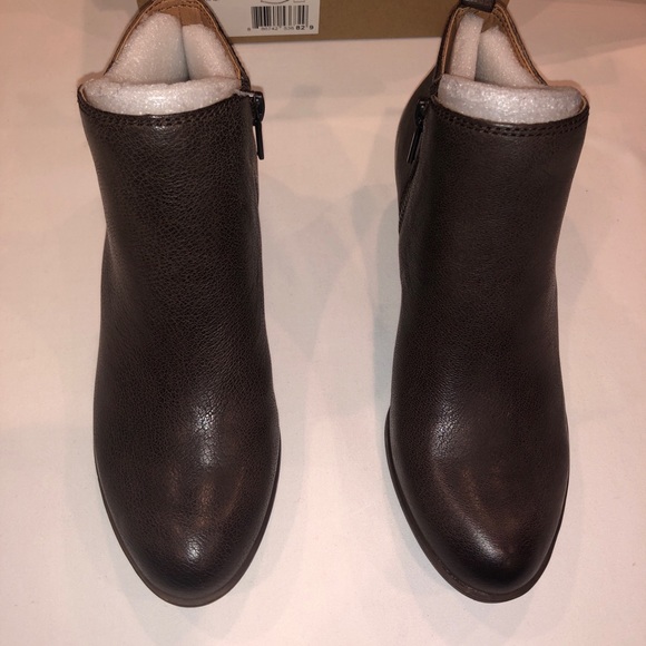 Lucky Brand Basel Leather Flat Bootie Size 7M in Java Goat Dakota - Picture 2 of 8